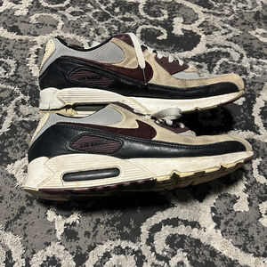 Men's Nike Air Max Sneakers Size 9 Beige Burgundy